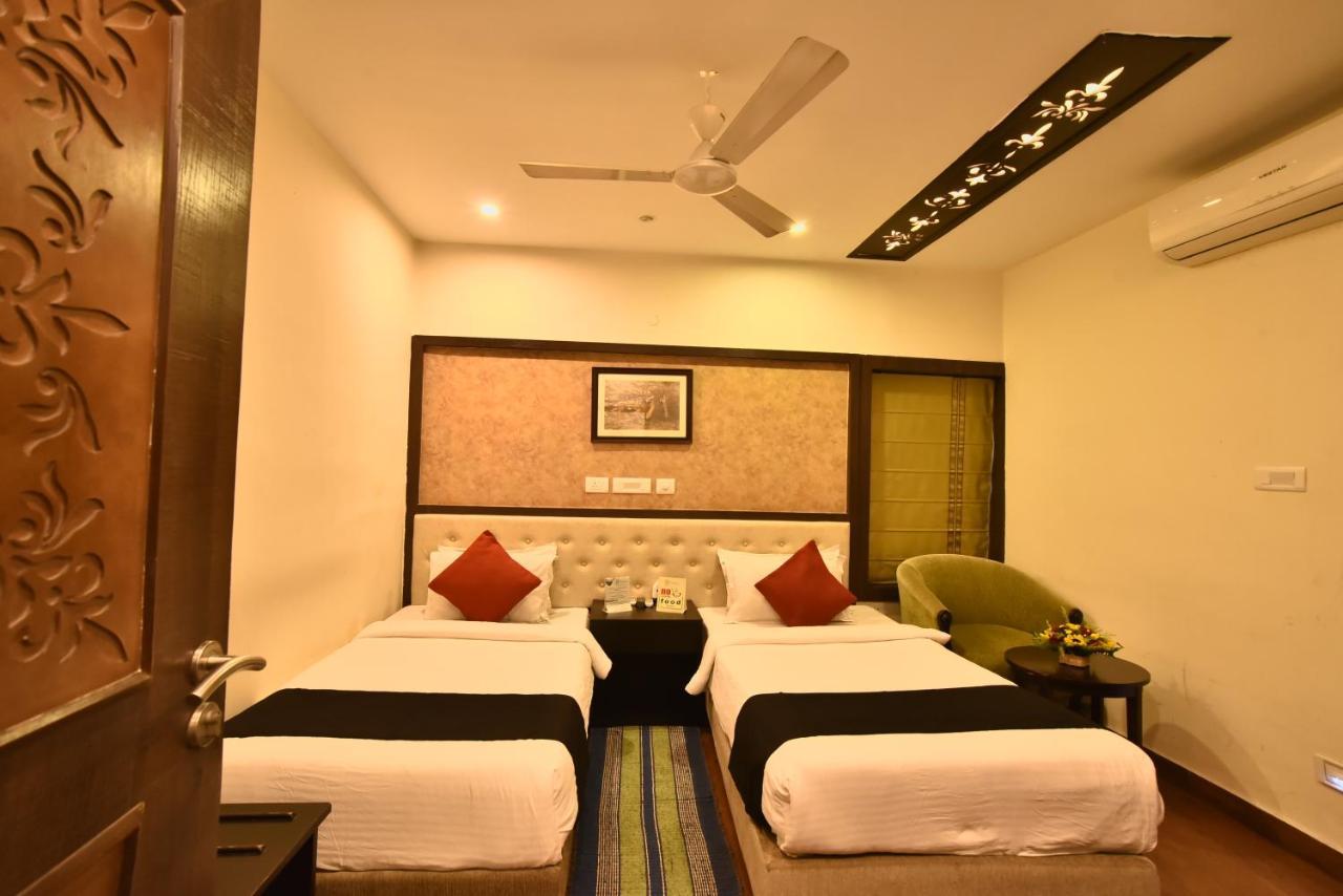 Casa Broadway-A Boutique Hotel Kolkata Ngoại thất bức ảnh