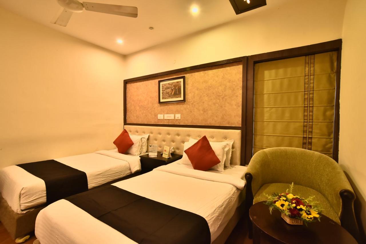 Casa Broadway-A Boutique Hotel Kolkata Ngoại thất bức ảnh
