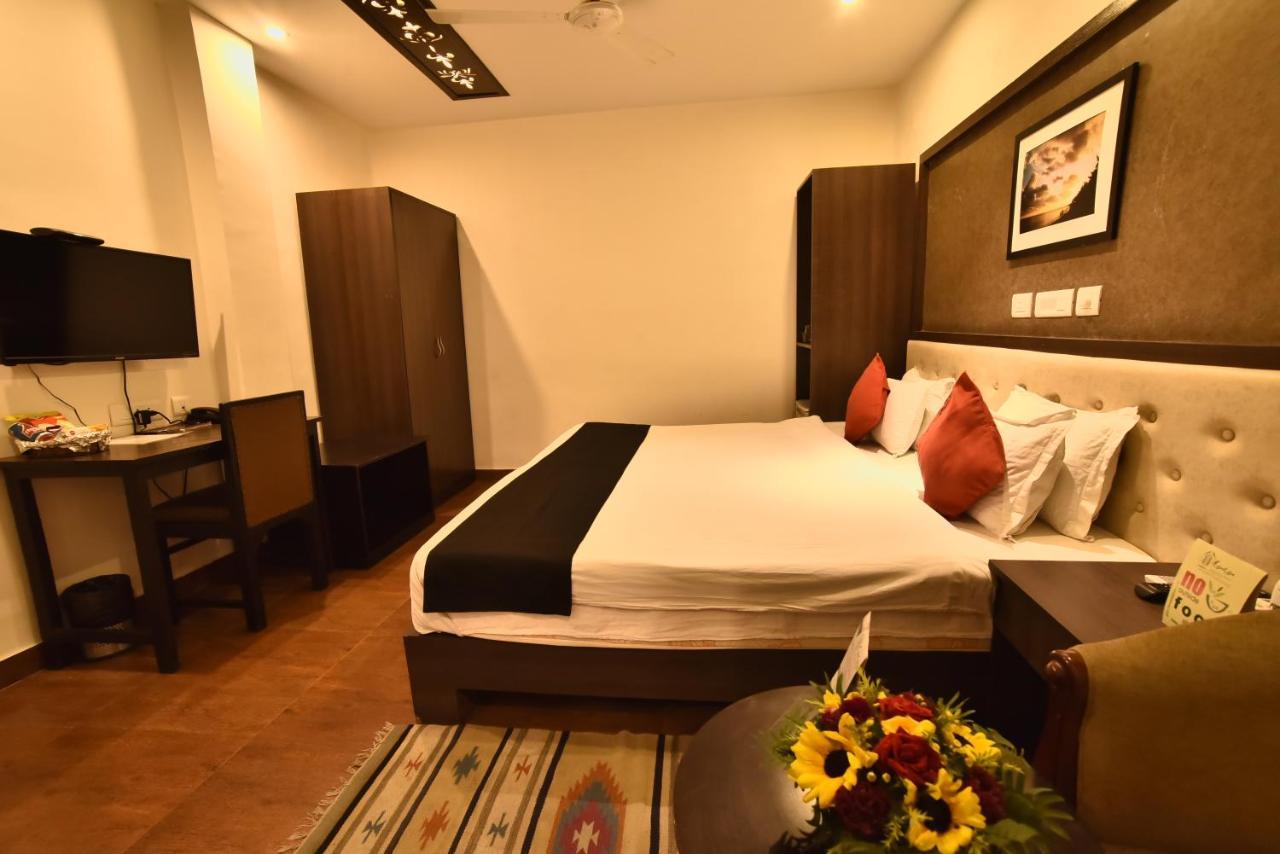 Casa Broadway-A Boutique Hotel Kolkata Ngoại thất bức ảnh