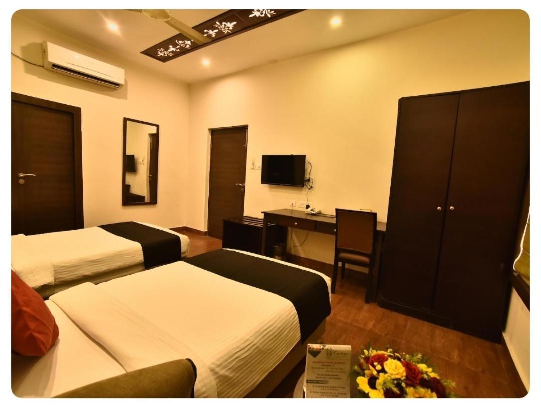 Casa Broadway-A Boutique Hotel Kolkata Ngoại thất bức ảnh