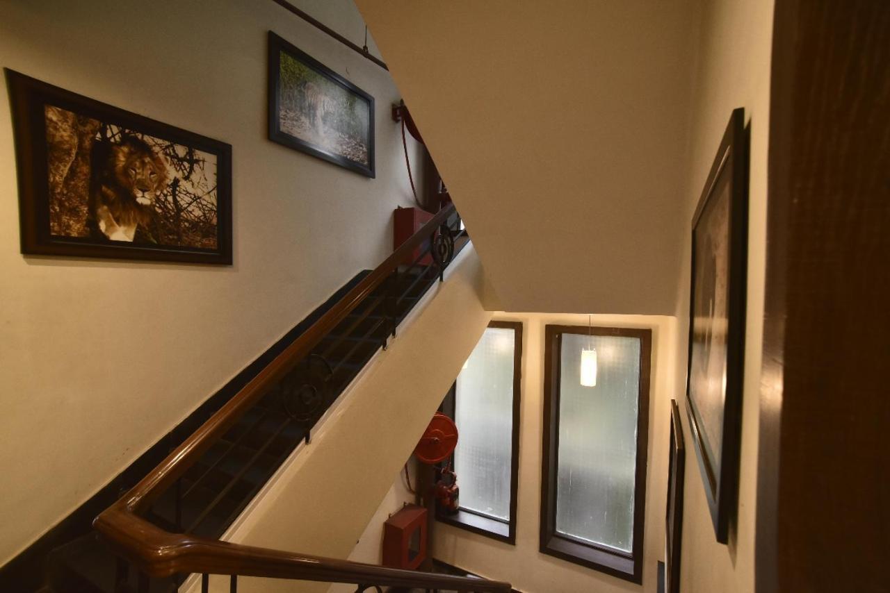 Casa Broadway-A Boutique Hotel Kolkata Ngoại thất bức ảnh